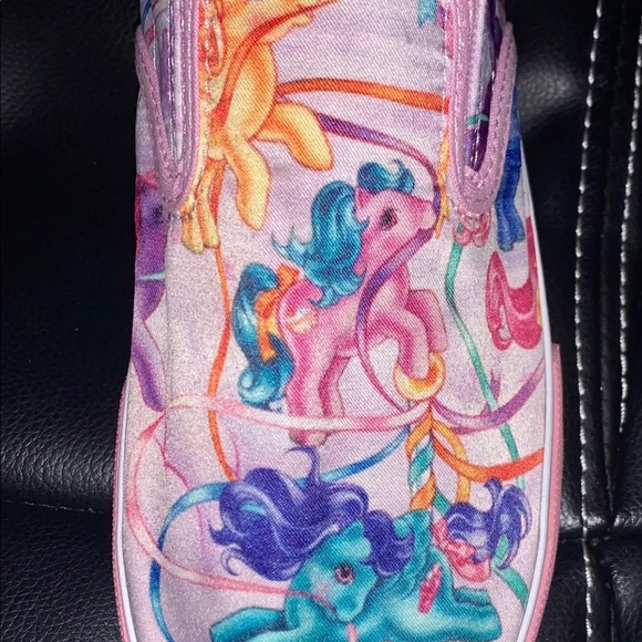 ❌SOLD❌ Iron Fist My Little Pony Shoes Size 9 - Picture 5 of 7